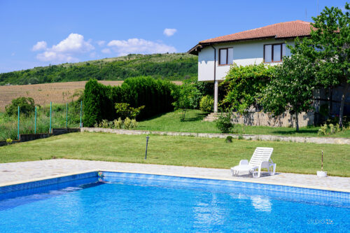 Фото и видео оглед на вила край морето